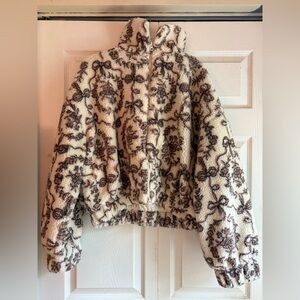 Urban Outtfitters Sherpa